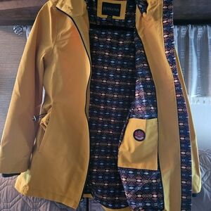 Yellow Pendleton water resistant rain jacket